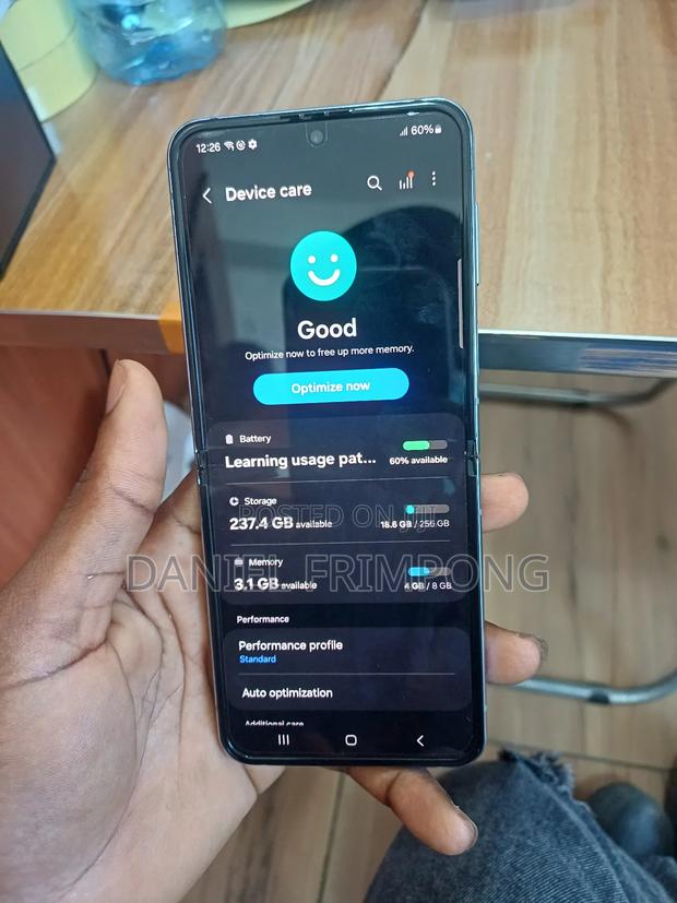 Samsung Galaxy S8 Plus 64 GB Black · Photo 1
