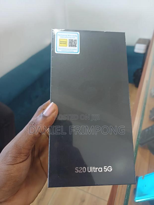 New Samsung Galaxy S20 Ultra 5G 128 GB Black · Photo 2
