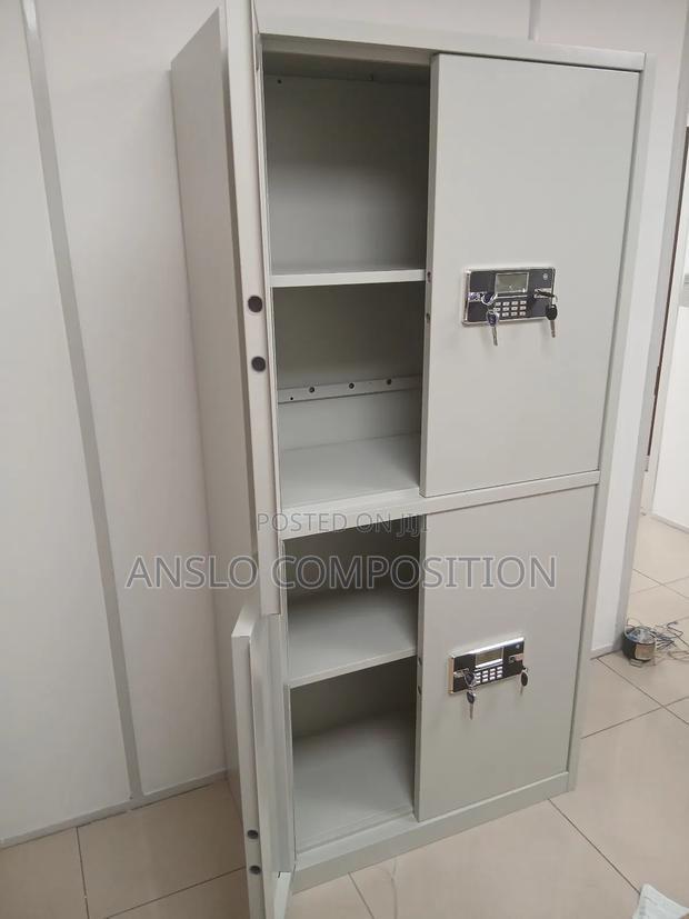 Savable Digital Lock Cabinet · Photo 2