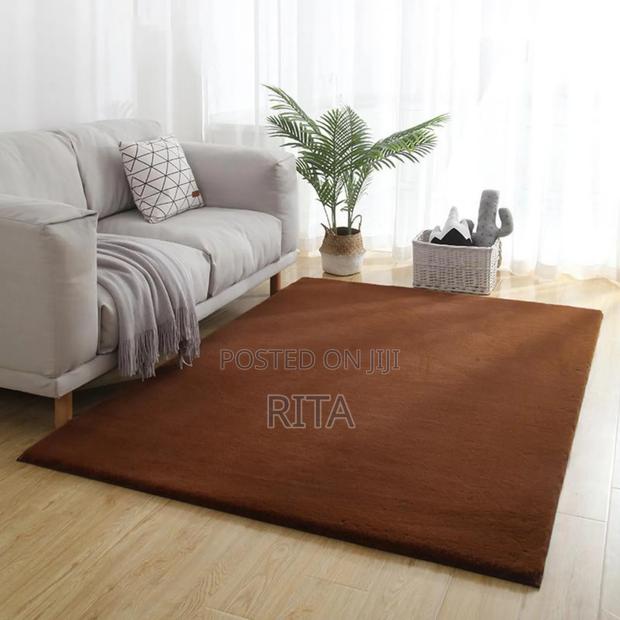 Rabbit Hair Smooth Carpet · Photo 3