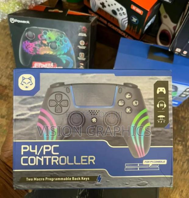 Ps4/Pc Advance Wireless RGB Gaming Controller · Photo 2