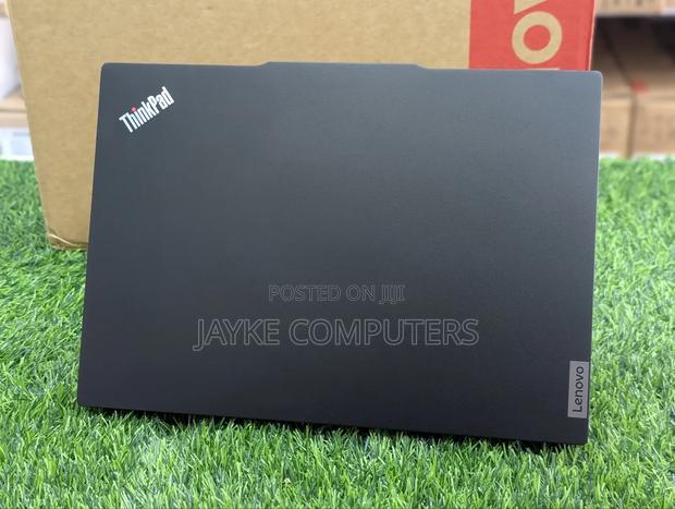 New Laptop Lenovo ThinkPad E14 Gen 6 16GB Intel Core Ultra 7 SSD 1T · Photo 5