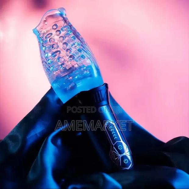 The Male Rose Original Vibrating Oral Sex Blow Job Masturbator · Photo 1