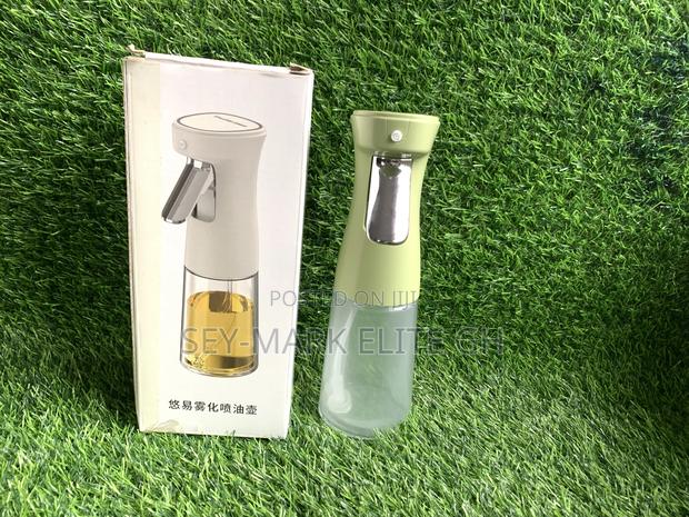 240ml Oil Spray Bottle · Photo 2