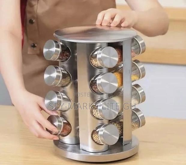 16pcs Rotation Spice Rack · Photo 1