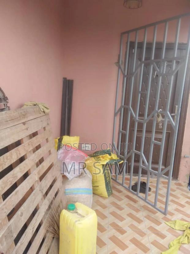 3bdrm House in Tetegu, Weija for sale · Photo 3