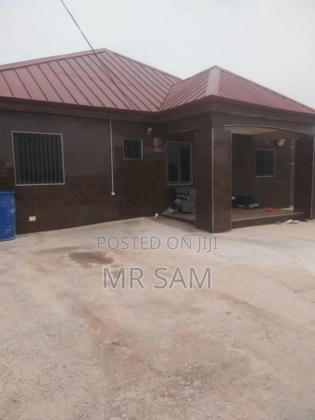 3bdrm House in Tetegu, Weija for sale · Photo 4