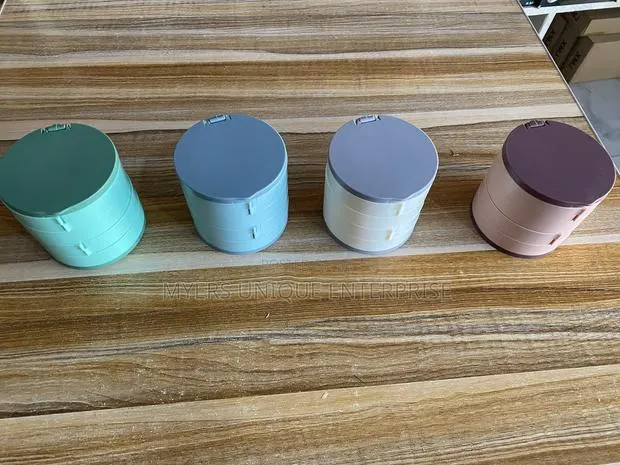 4 Layers Portable Rotating Jewelry Storage Box · Photo 1