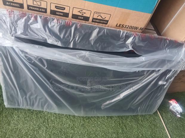 Ultra TCL Digital Tv · Photo 1