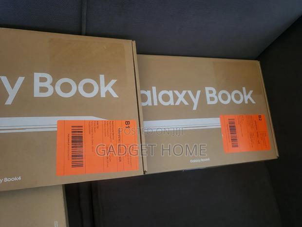 New Laptop Samsung Galaxy Book4 16GB Intel Core i7 SSD 512GB · Photo 3