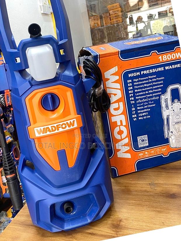 Pressure Washer/ Car Washing Machine 1800wat With Accessories · Photo 1