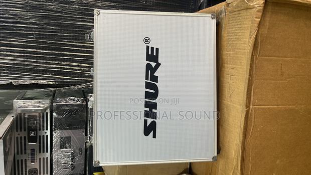 Shure U-300a · Photo 2