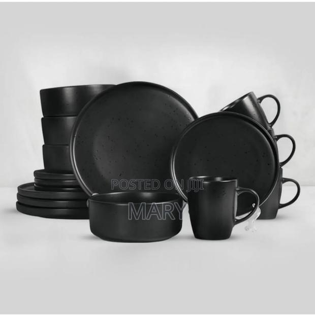 16pcs Dinner Set Ceramic Bowls And Cups · Photo 1