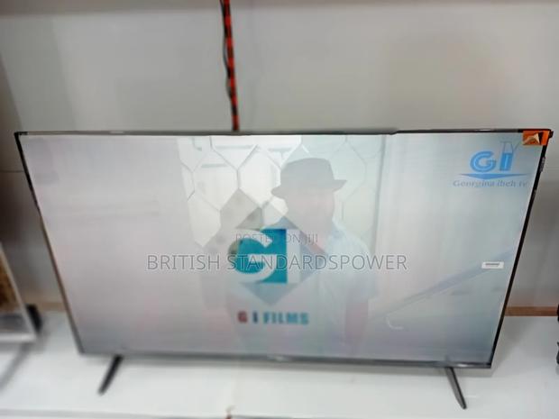 50" Smart TCL Tv With Streaming Apps · Photo 1