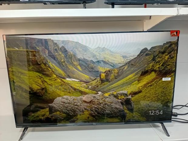 Premium Choice 55" Smart TCL Tv · Photo 2