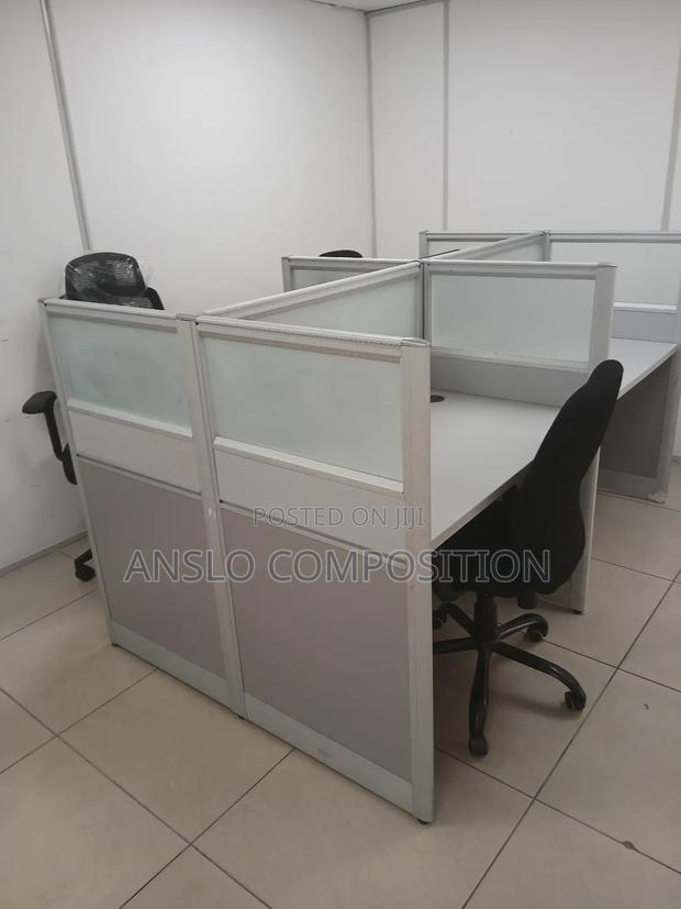 Four in One Workstation · Photo 2