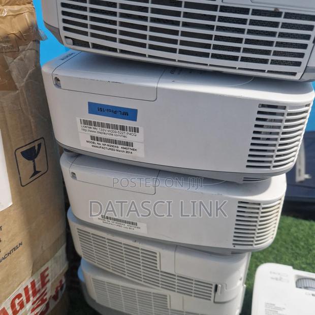 Uk -Used Nec Projectors for Sale · Photo 5