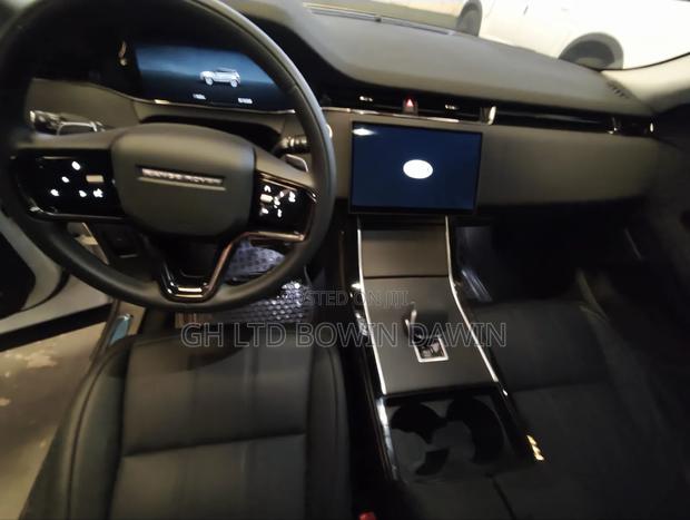 Land Rover Range Rover Evoque 2024 White · Photo 3