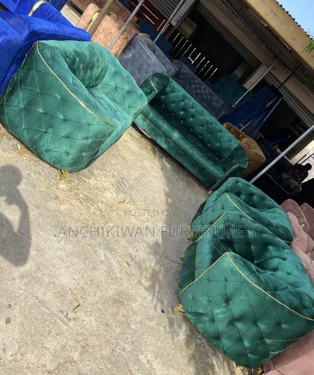 Green Fabric Tuft Sofa Sets (Cash on Delivery) · Photo 1