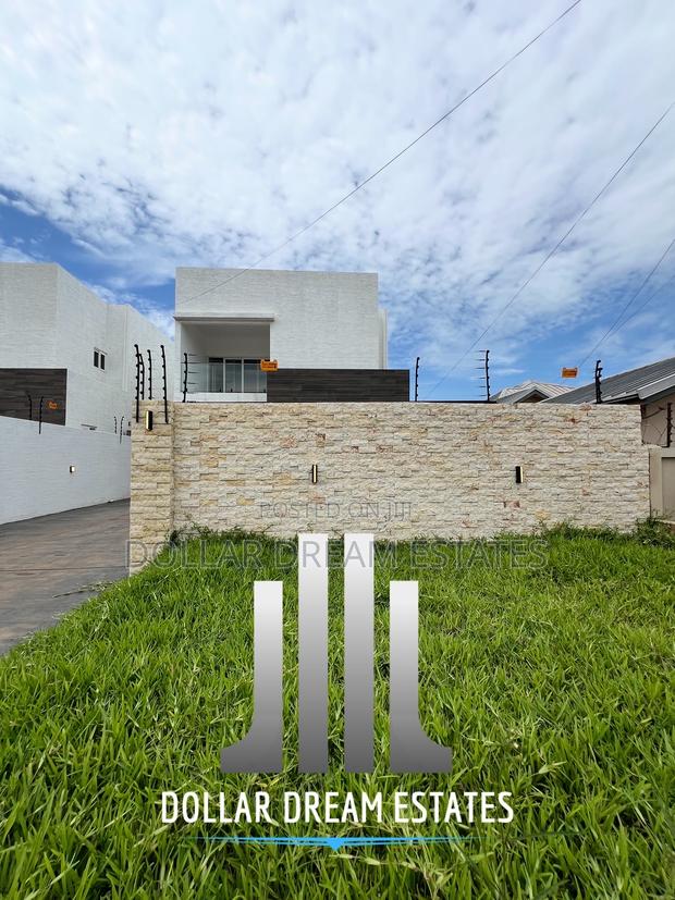 5bdrm House in Spintex for sale · Photo 1