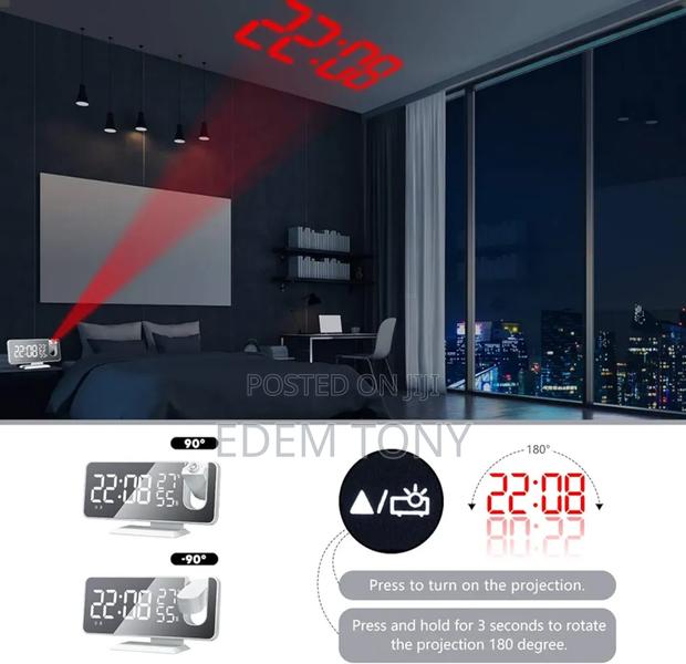 Projector Alarm Clock With Radio · Photo 4