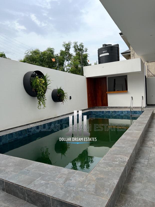 Furnished 5bdrm House in East Legon for sale · Photo 3
