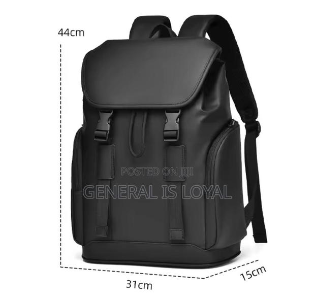 Backpack With Laptop Compartment · Photo 2