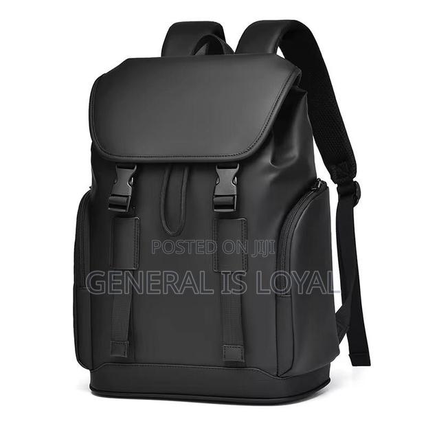 Backpack With Laptop Compartment · Photo 4