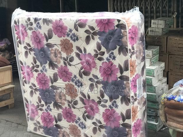 16inches Queen Size Latex Foam Mattress · Photo 2