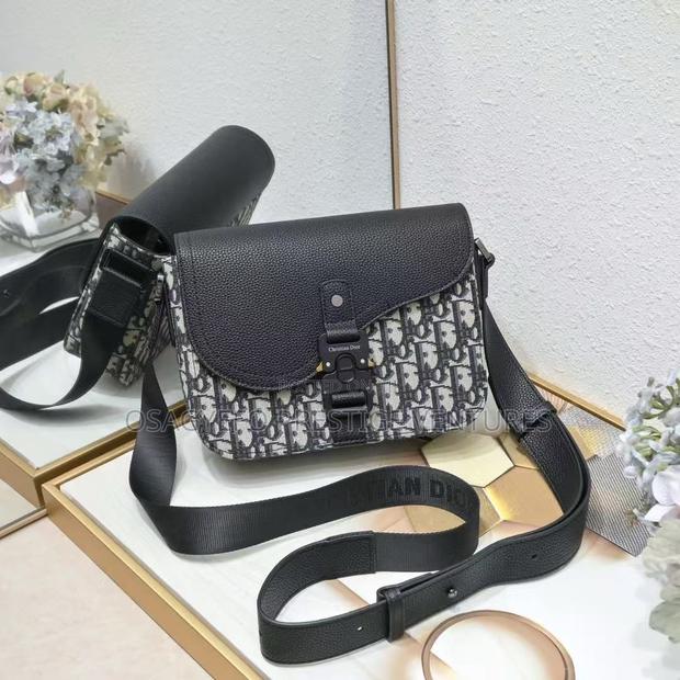 Luxury Designer and Quality Side Bag · Photo 1