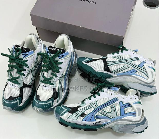 Balenciaga Runner · Photo 4