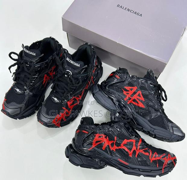 Balenciaga Runner · Photo 6