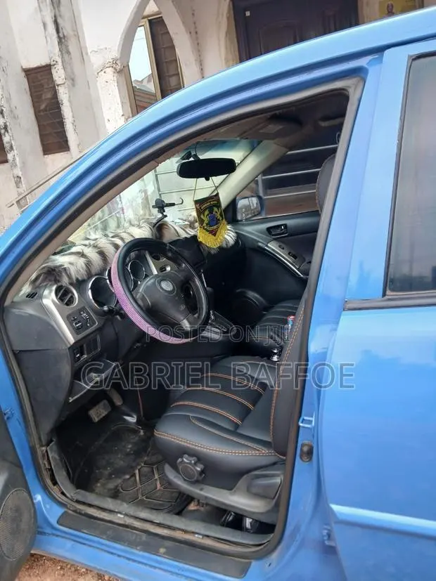 Pontiac Vibe 2006 Blue · Photo 1