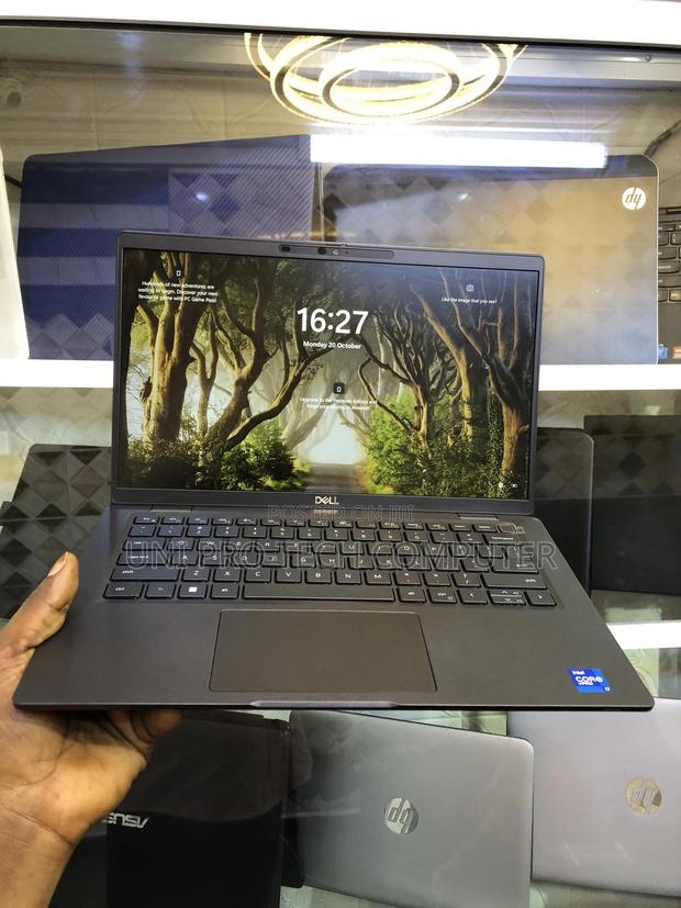 New Laptop Dell Latitude 7420 32GB Intel Core I7 SSD 512GB · Photo 2