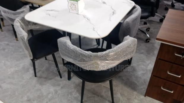 Marble Glass Dining Table · Photo 2