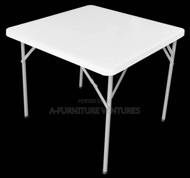 Four Seater Table · Photo 1