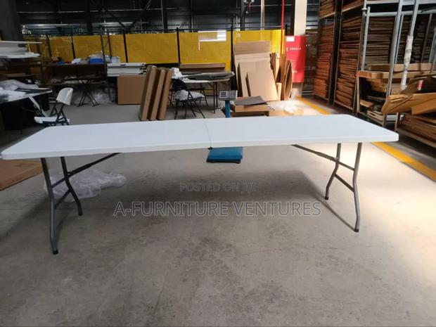 Rectangular 10 Seater Table · Photo 2