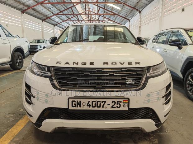 Land Rover Range Rover Evoque 2024 White · Photo 2
