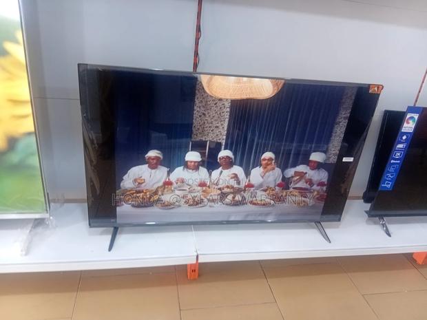 Google Smart TCL 43inches Television · Photo 1