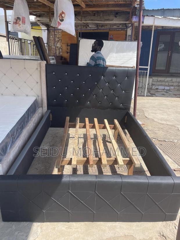 Turkeys Double Home Bed Frame · Photo 1