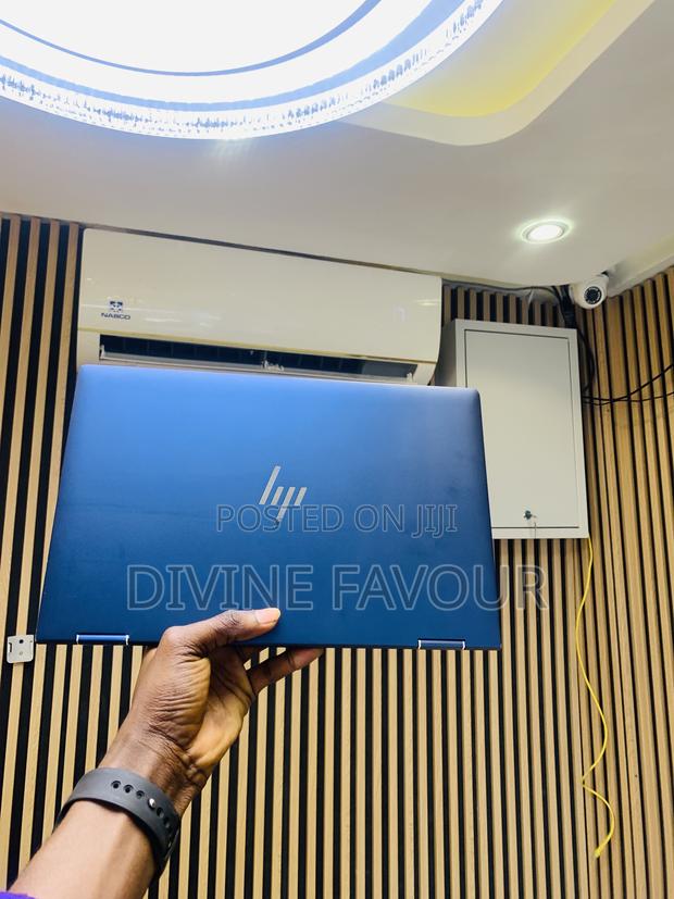 Laptop HP Dragonfly G2 8GB Intel Core I5 SSD 256GB · Photo 1