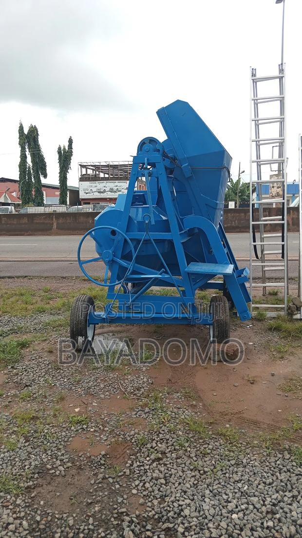 Constration Mixer Machine · Photo 1