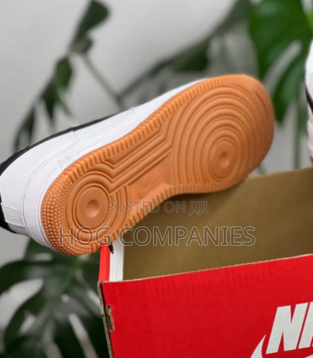 Nike Air Force 1 Low White Obsidian · Photo 3