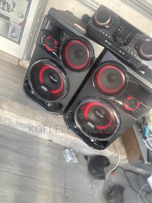 Karaoke Night Ready Lg Speaker · Photo 1