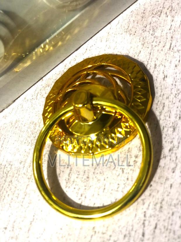 Ring Cabinet Pull · Photo 3