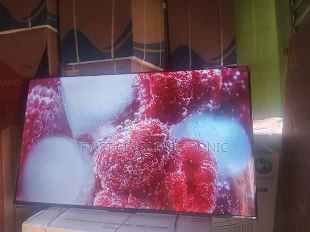 Massive TCL Digital Uhd TCL Tv · Photo 1