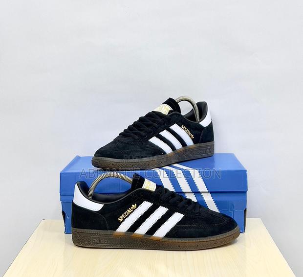 Adidas Handball Spezial Black/White · Photo 1