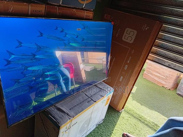 Watch the Future Smart TCL 55inches · Photo 2