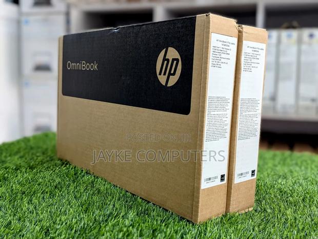 New Laptop HP OmniBook 5 Flip 16GB Intel Core 7 SSD 512GB · Photo 1