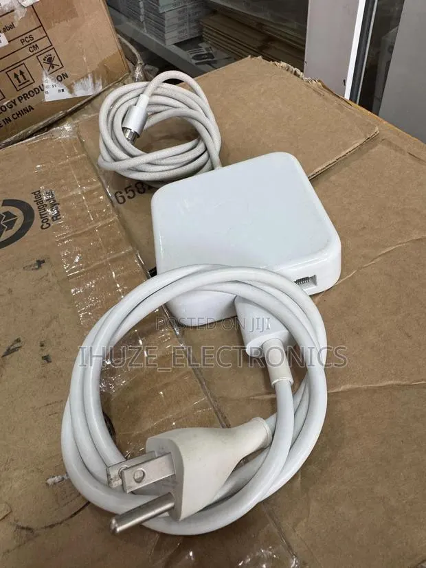 Genuine Apple iMac 24-Inch 143w Power Supply Adapter · Photo 1